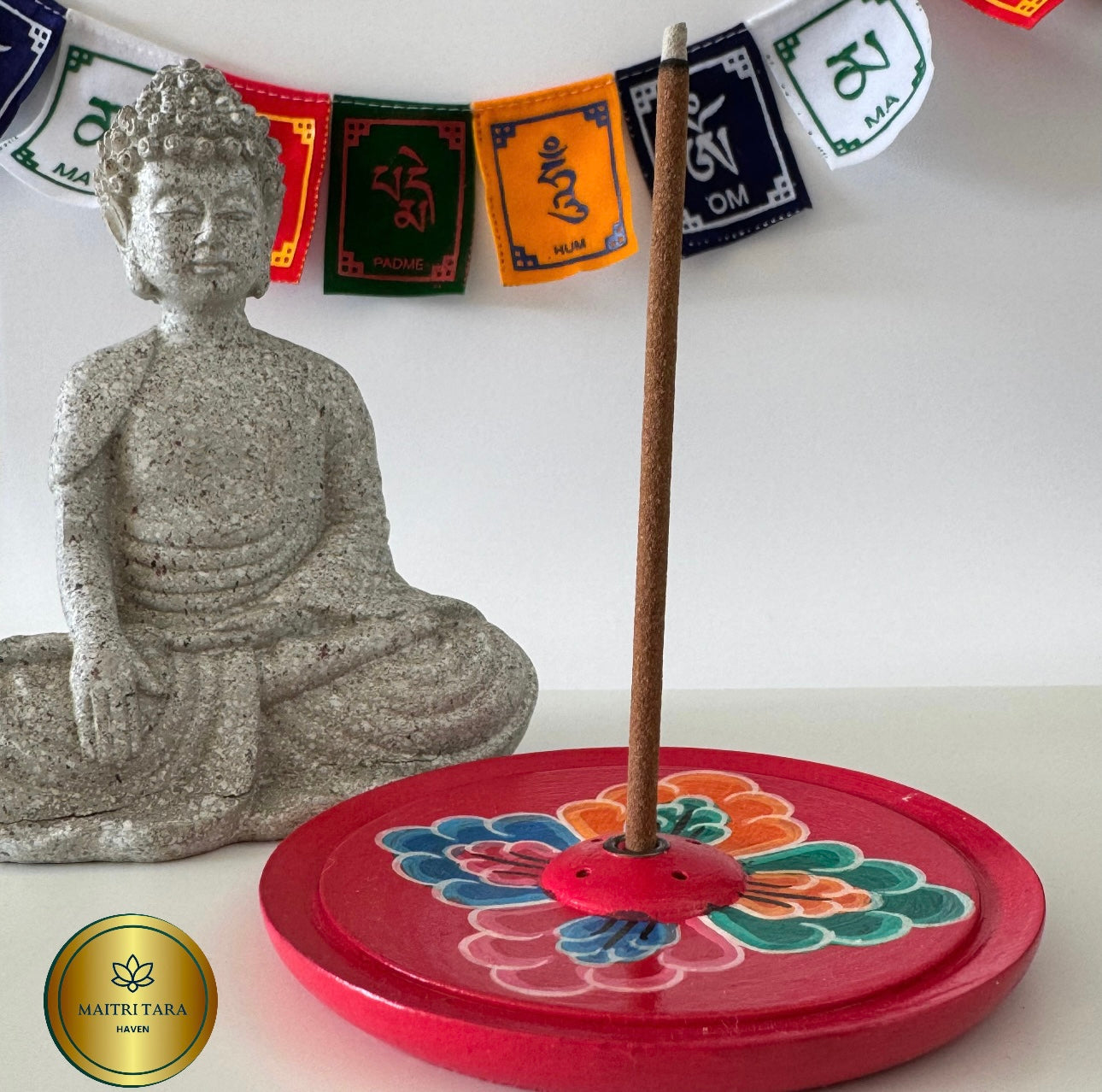 Auspicious colours Incense holder