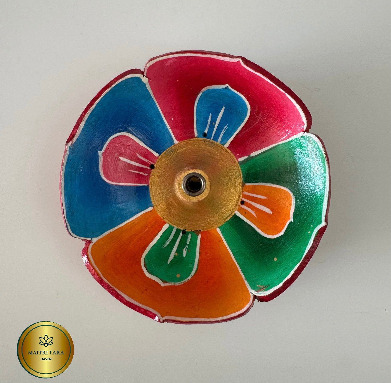 Auspicious colours Incense holder