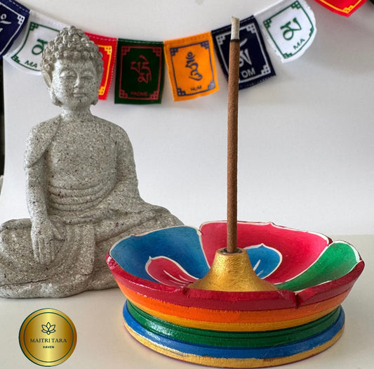 Auspicious colours Incense holder